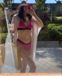 Sefaköy Escort Bade İle Gece Hayatınızı Renklendirin